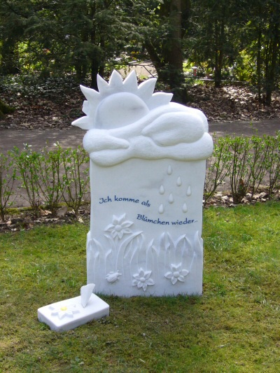 Gedenkstein Kindergrabfeld