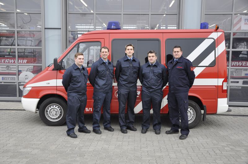 von links: Jan van Wasen, Stephan Handick, Löschzugführer Achim Ronczka, Mathias Ebert, Stefan Beyer