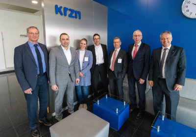Bürgermeister vor dem KRZN