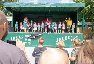 Kinder singen Piratensong