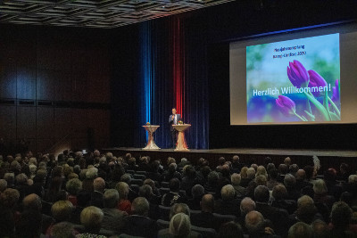Landscheidt vor Publikum in der Stadthalle