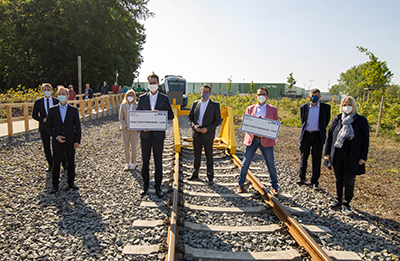 Akteure vor der Niederrheinbahn