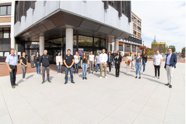 Frank Aldenkott, Julia Sallach, Semse Akgün, Henrik van de Mötter, Maria Bürger, Maik Pawlik, Loreen Hotz, Xenia Dauber, Marie Kostros, Nathalie Frehn, Luca Constapel, Monika Lal, Daniel Henning, Sedina Delic, Sila Meric, Frederike Wosgien, Priska Johanne Heffels, Hannah Freitag, Jonas Warnecke, Prof. Dr. Christoph Landscheidt
