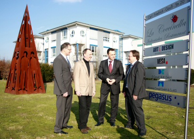 Firmenbesuch von Bürgermeister und Wirtschaftsförderer bei den Unternehmen Milestone Consult und Milestone Solutions GmbH & Co. KG sowie Pro-Chem Analytik GmbH & Co. KG