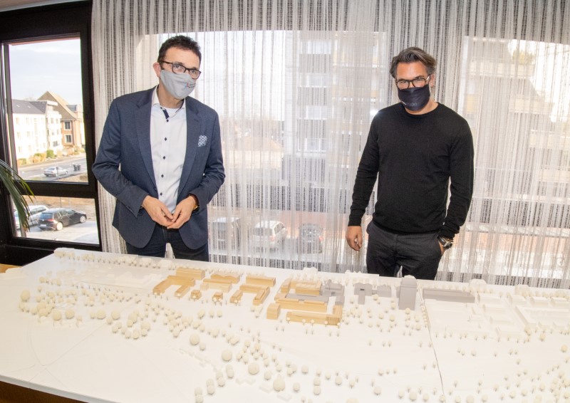 Bürgermeister Landscheidt und Investor Oliver Bloch