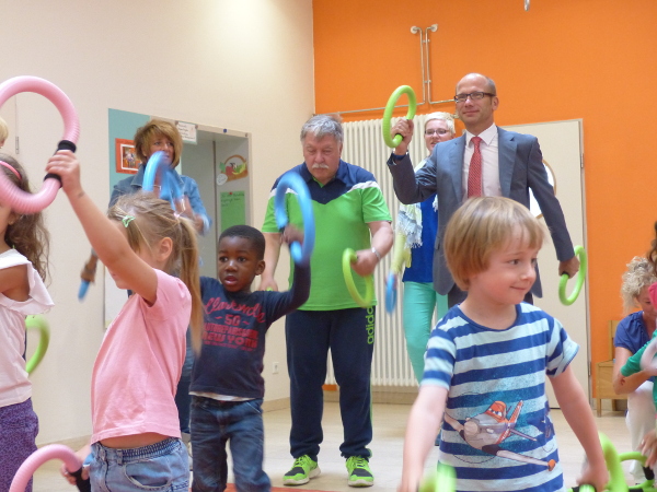 Spendenübergabe Kita Tausendfüßler