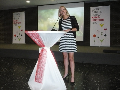 Lydia Kiriakidou, Leiterin des Amtes für Schule, Jugend und Sport, stellte den anwesenden Gästen den Sachstand zum Thema Sport und Bewegung im Laga-Konzept vor