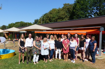Die neuen Erzieherinnen in Kamp-Lintfort freuen sich schon aufs Toben mit den Kleinen in den Spielbereichen der Kitas (Foto: Stadt Kamp-Lintfort)