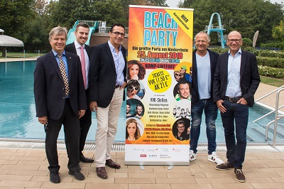 Die Veranstalter und Sponsoren der Beach-Party freuen sich auf einen musikalisch spannenden Samstag.