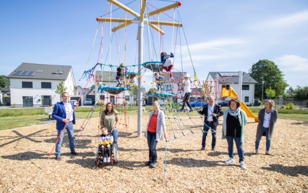 Spielplatzeröffnung am Volkspark