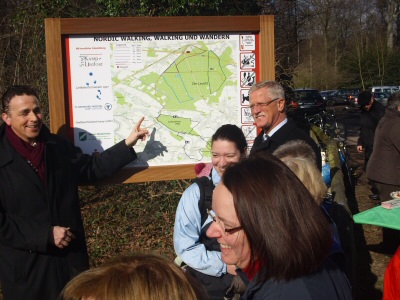Einweihung der Beschilderung der Wander- und Walkingwege