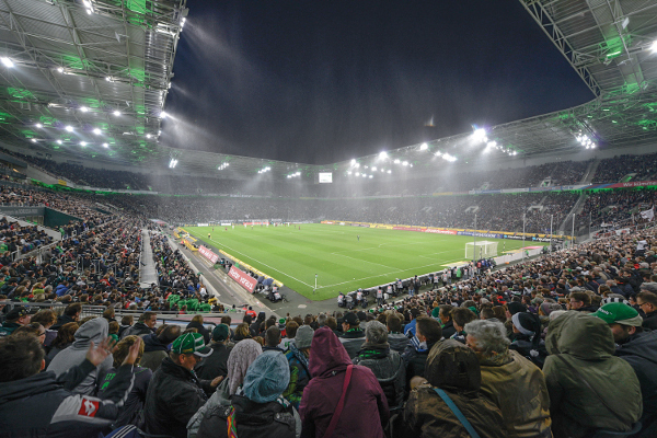 Borussiapark Mönchengladbach voll besetzt