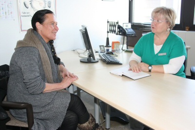 Birgit Waldraff und Rosemarie Nesbach 