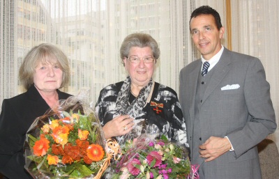 Eva Schulte wurde mit dem Bundesverdienstkreuz ausgezeichnet.