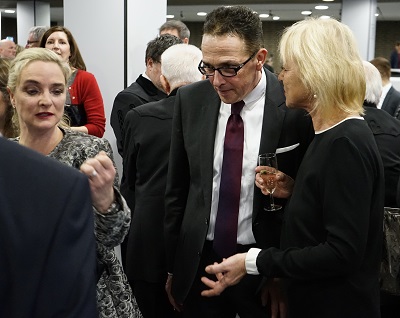 Bürgermeister Prof. Dr. Landscheidt im Gespräch.