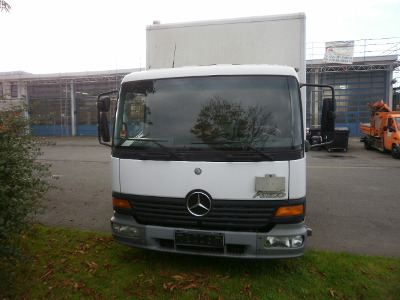 Mercedes Benz Kofferfahrzeug 