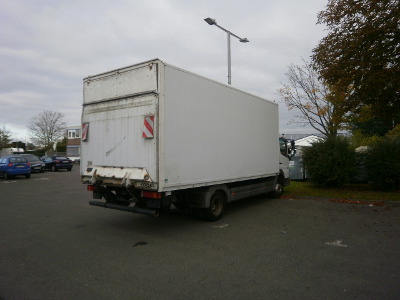 Mercedes Benz Kofferfahrzeug 