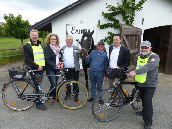 Gruppenbild der Akteure zur Landpartie am 10.06.2015