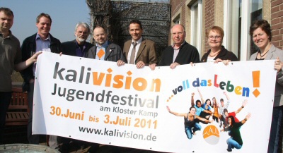 Die Organisatoren des Jugendfestivals kalivision