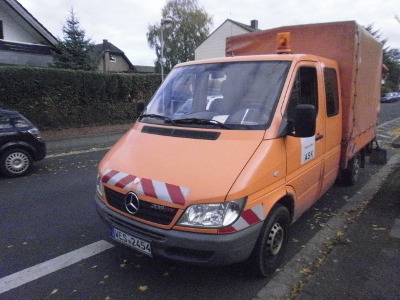Mercedes Benz Sprinter mit Aufbaupritsche
