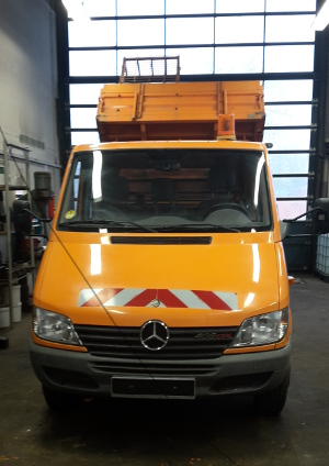 Daimler Benz Sprinter als Dreiseitenkipper