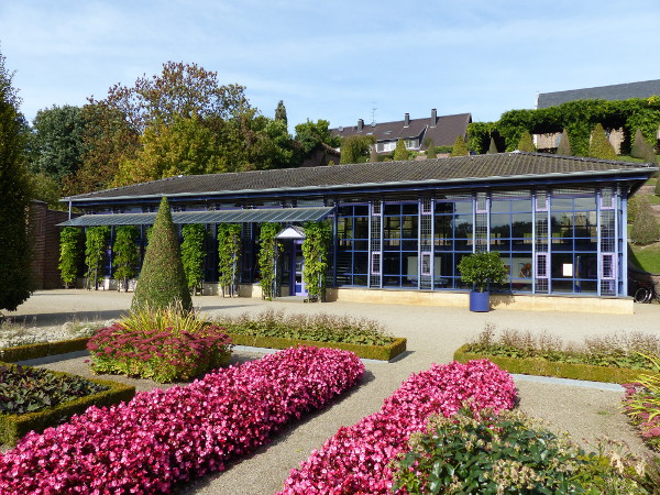 Westliche Orangerie im Terrassengarten